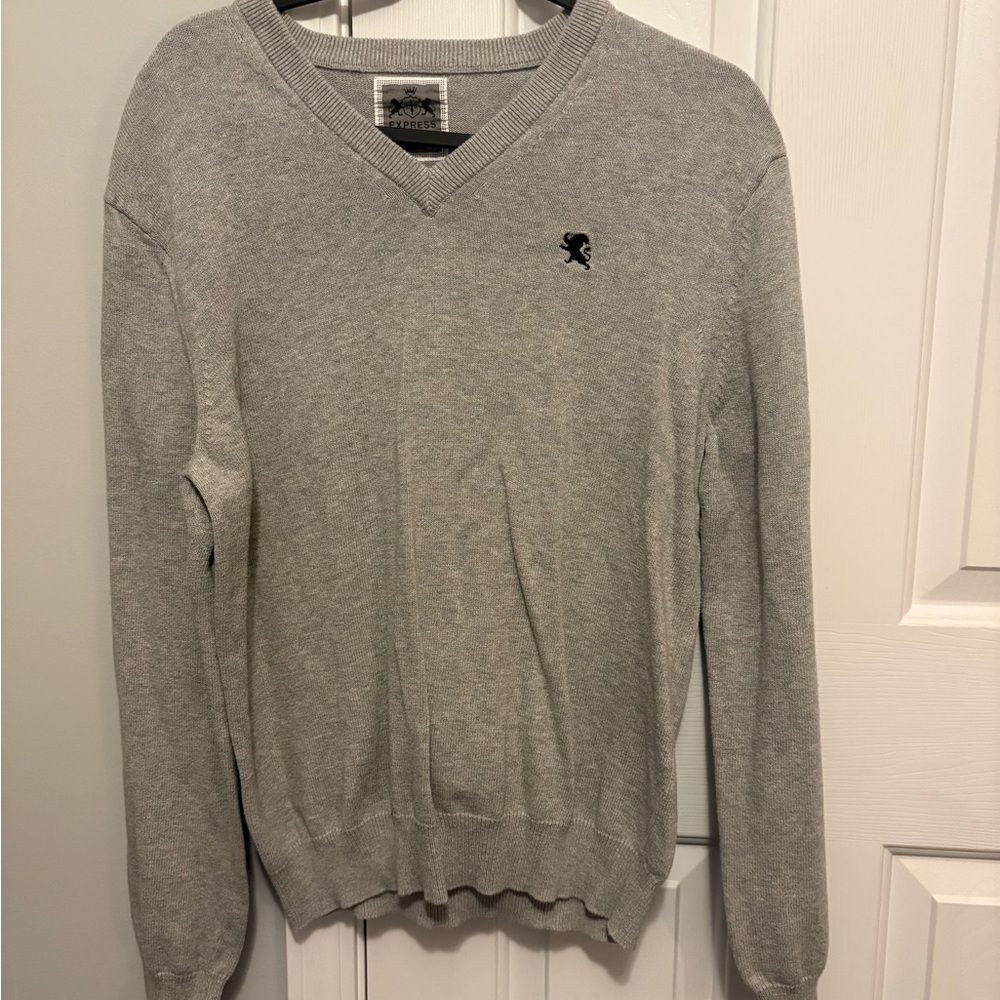 Express Light Gray V-Neck Sweater